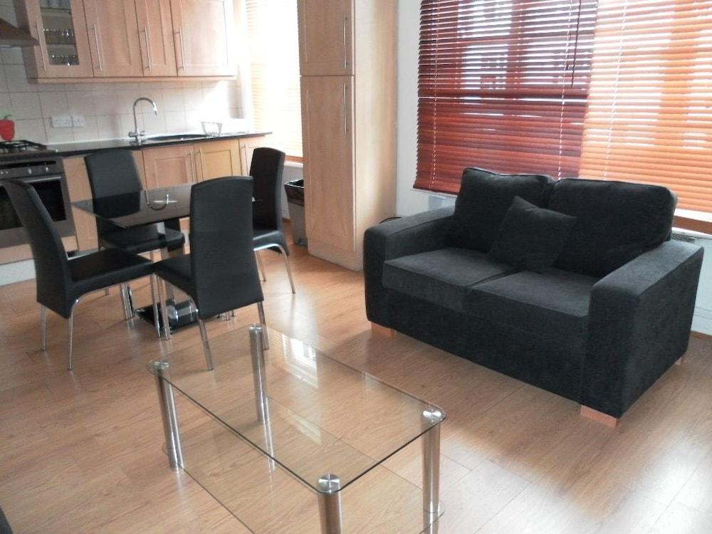 Access Earls Court Appartement Londen Buitenkant foto